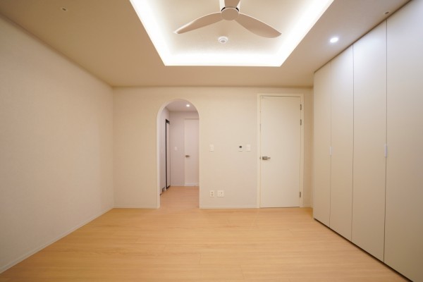 14e8eee77400deba2f5a3d7ae2844530_1760668