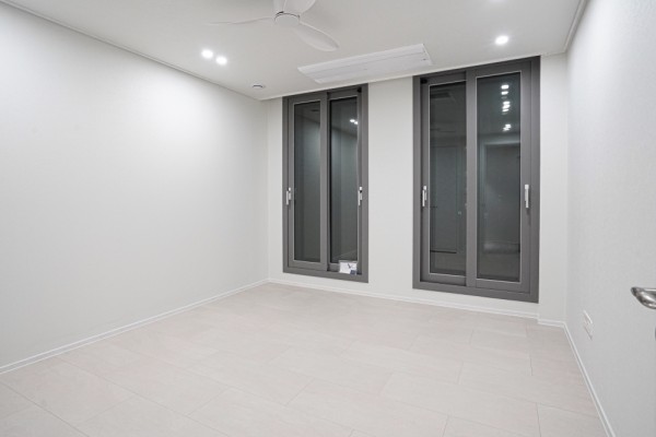 14e8eee77400deba2f5a3d7ae2844530_1760669