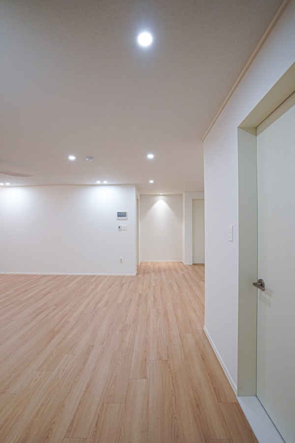 14e8eee77400deba2f5a3d7ae2844530_1760669