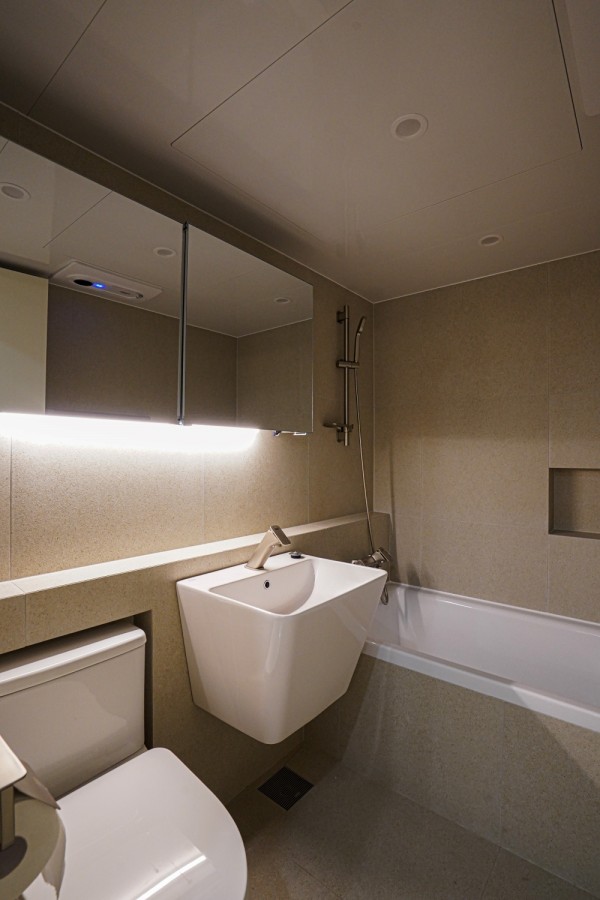 14e8eee77400deba2f5a3d7ae2844530_1760669