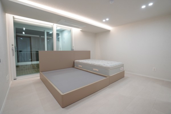 14e8eee77400deba2f5a3d7ae2844530_1760669