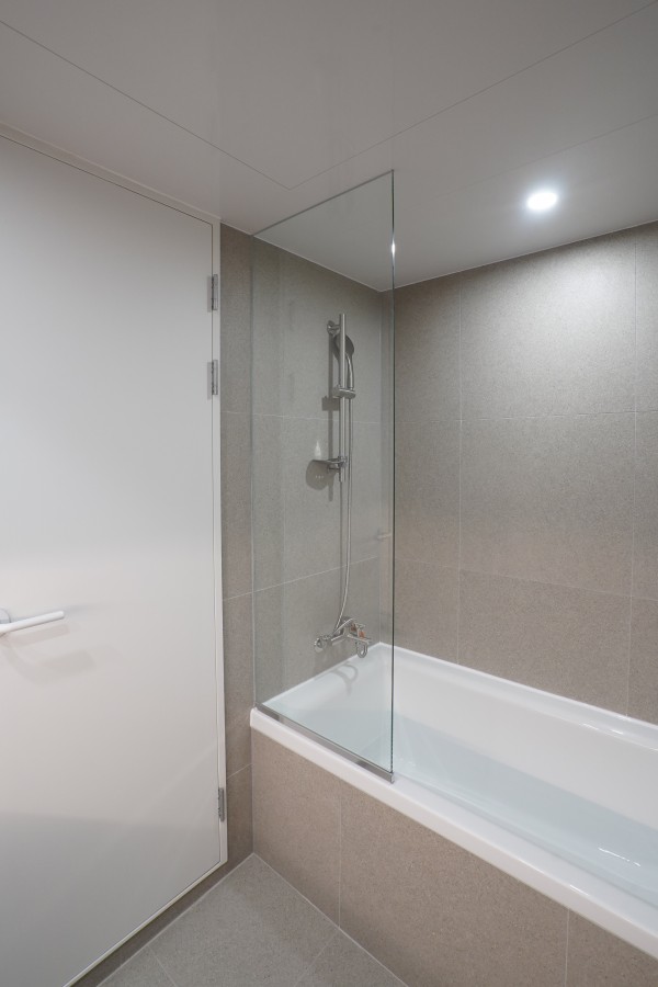 14e8eee77400deba2f5a3d7ae2844530_1760669